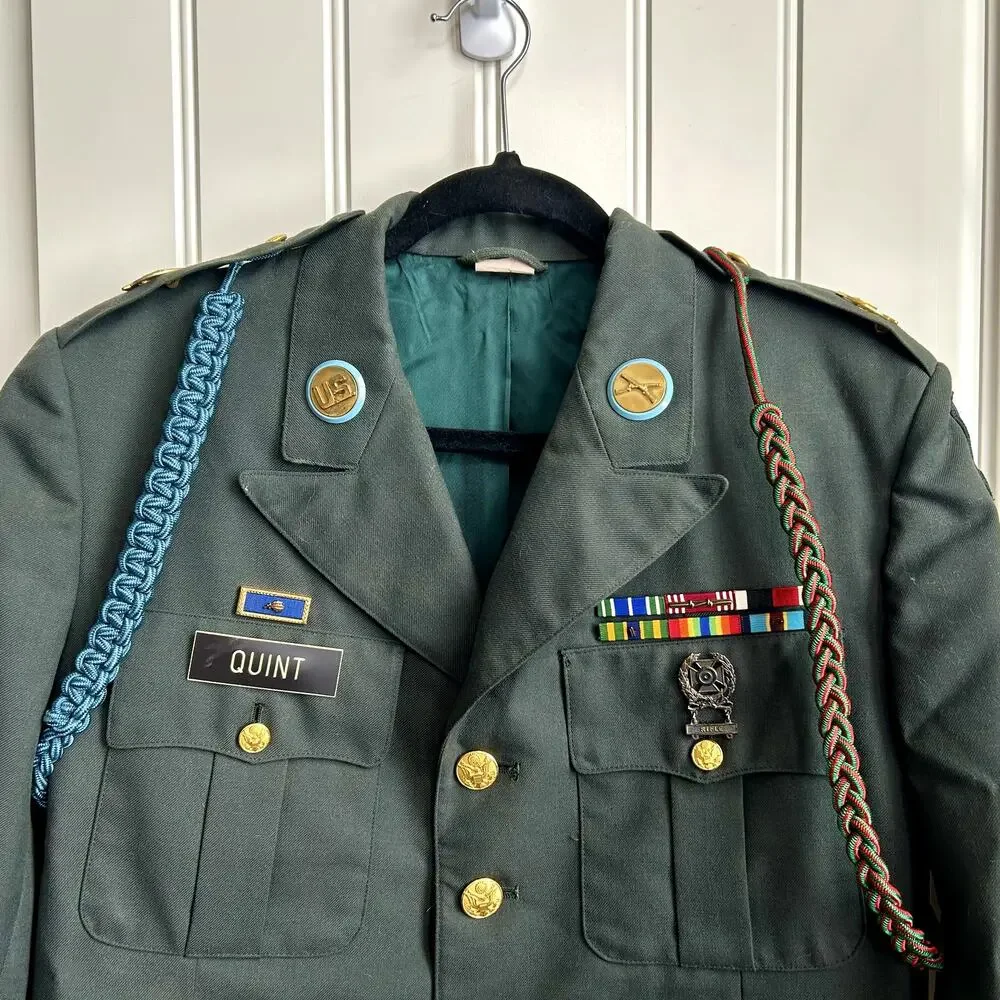 US Army Class A Green Dress Jacket 40R Specialist 7th Infantry Medals Pins Named